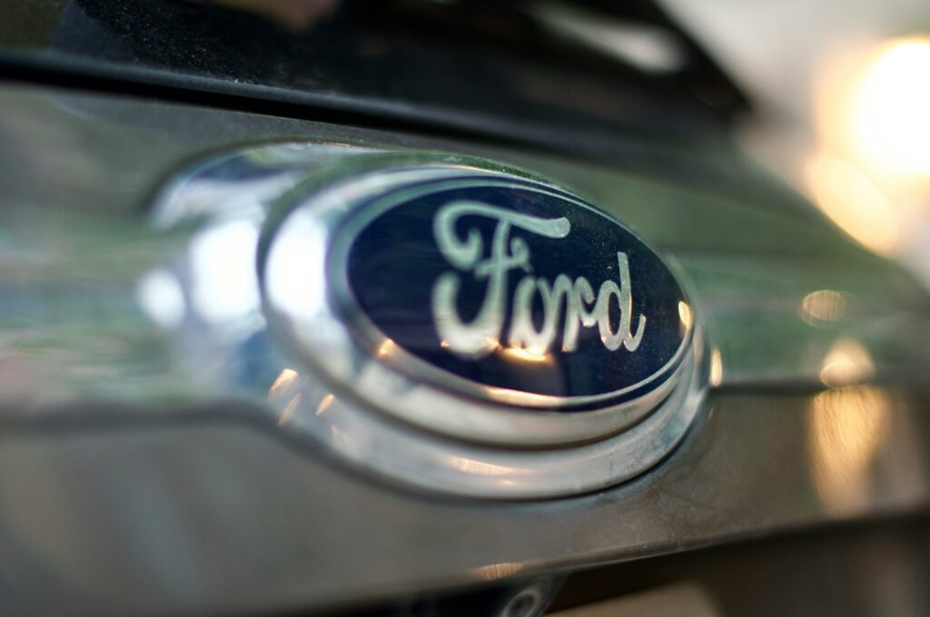 gray and black ford emblem, Ford stock